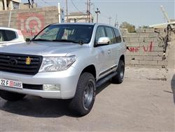 تۆیۆتا لاند کروزەر